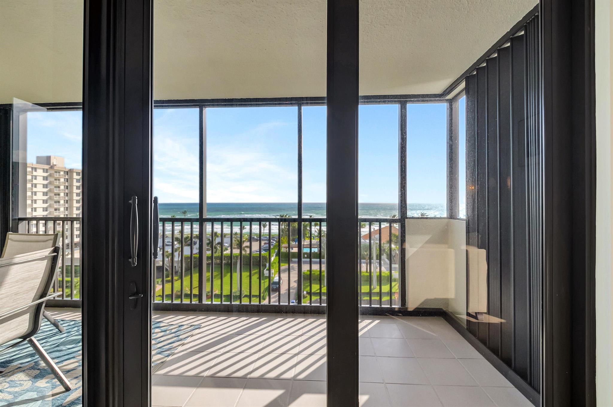 3400 S Ocean Boulevard 8e