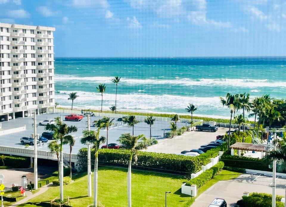 3400 S Ocean Boulevard 8e