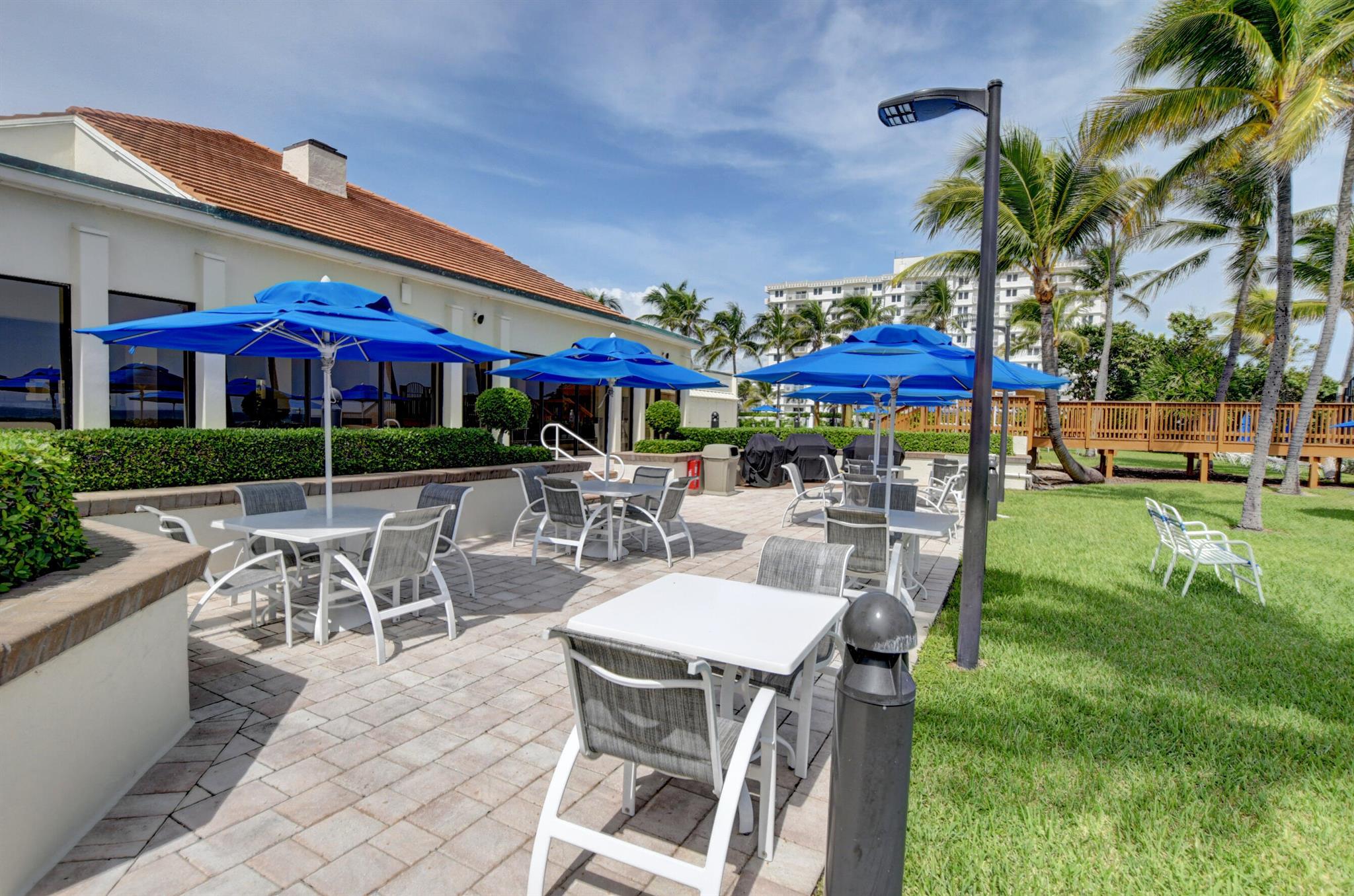 3400 S Ocean Boulevard 8e