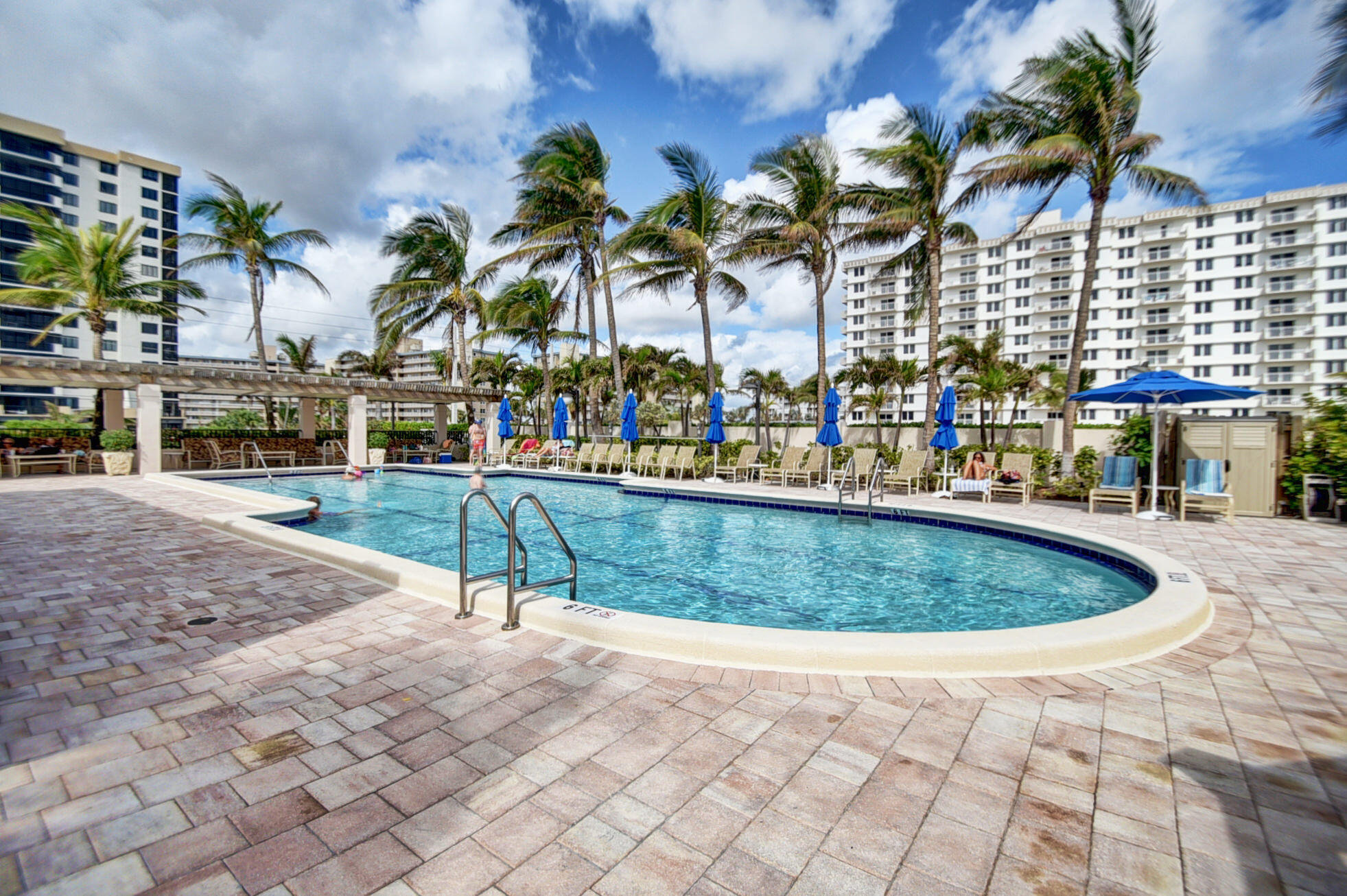 3400 S Ocean Boulevard 8e