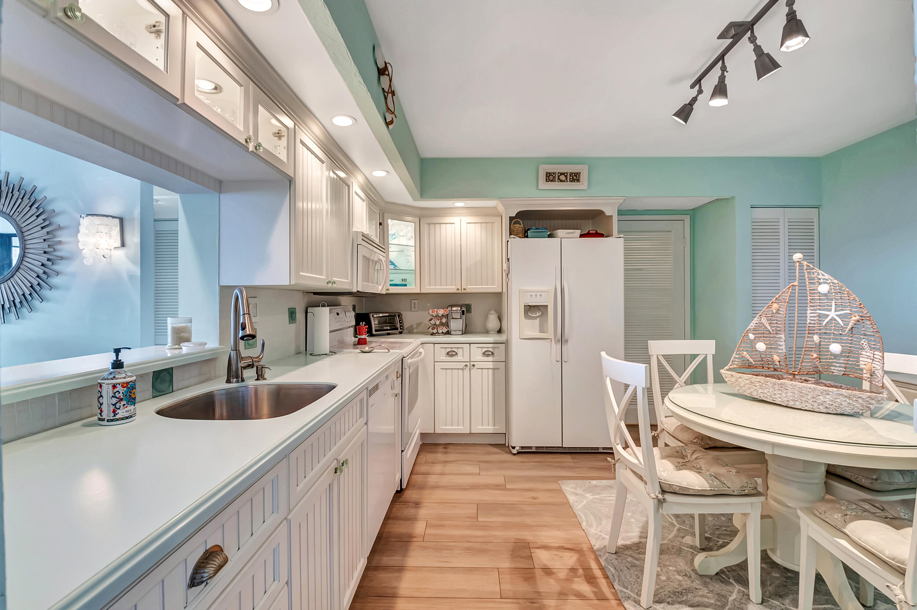 3400 S Ocean Boulevard 8e