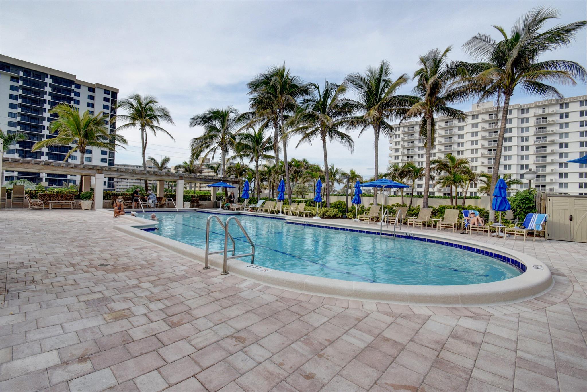 3400 S Ocean Boulevard 8e