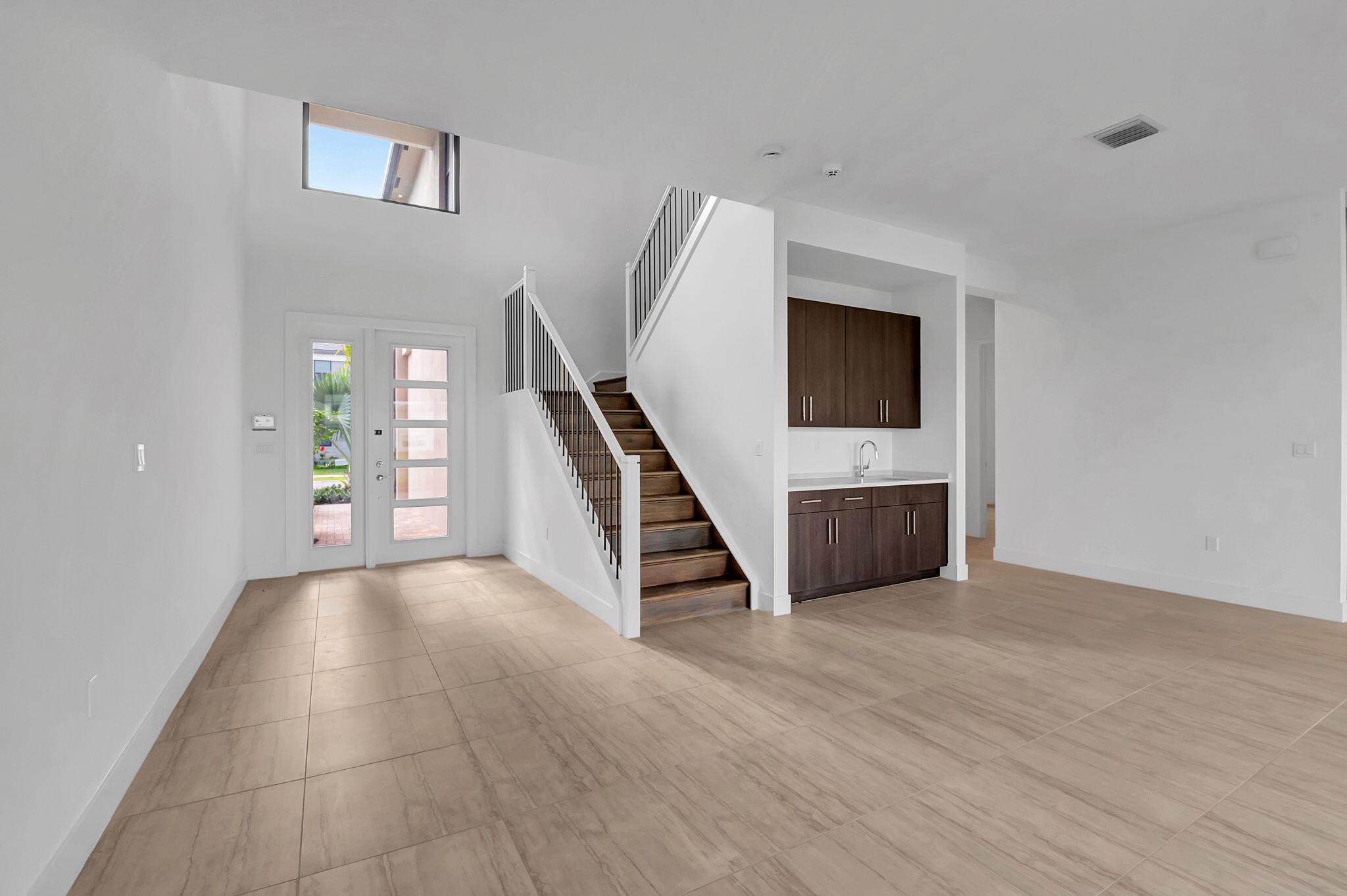 8283 Royal County Down Road
