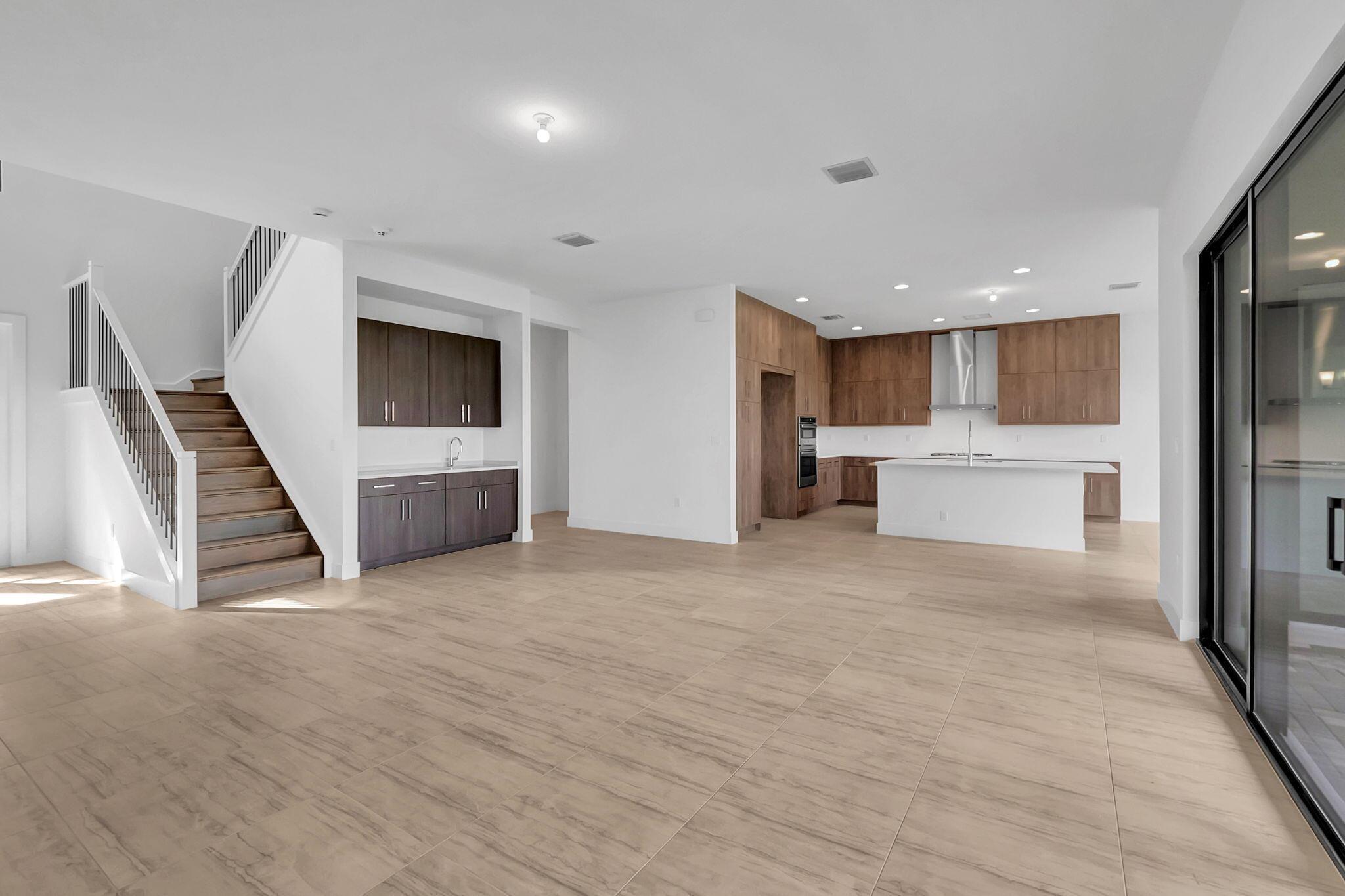 8283 Royal County Down Road
