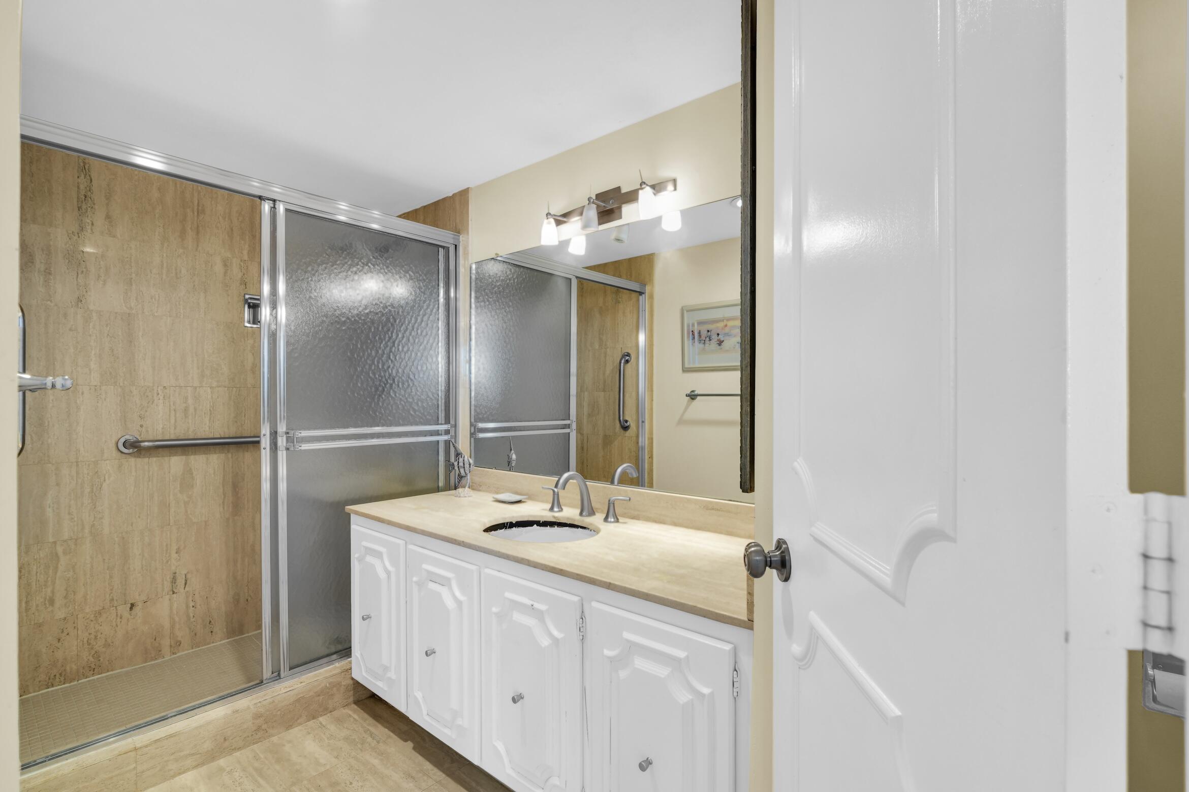 550 S Ocean Boulevard 309