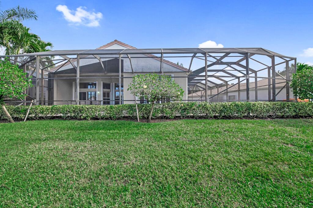 7925 Charlemont Point