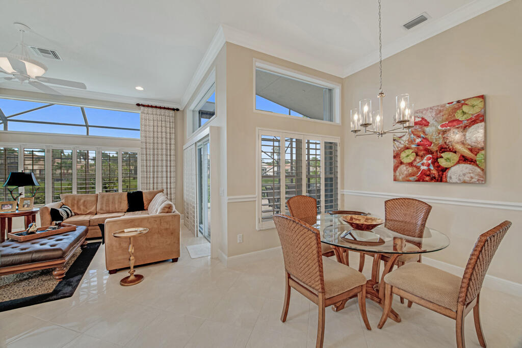 7925 Charlemont Point