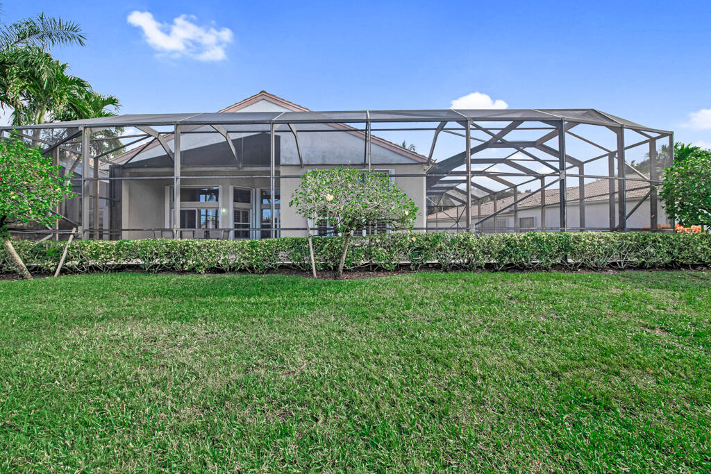 7925 Charlemont Point