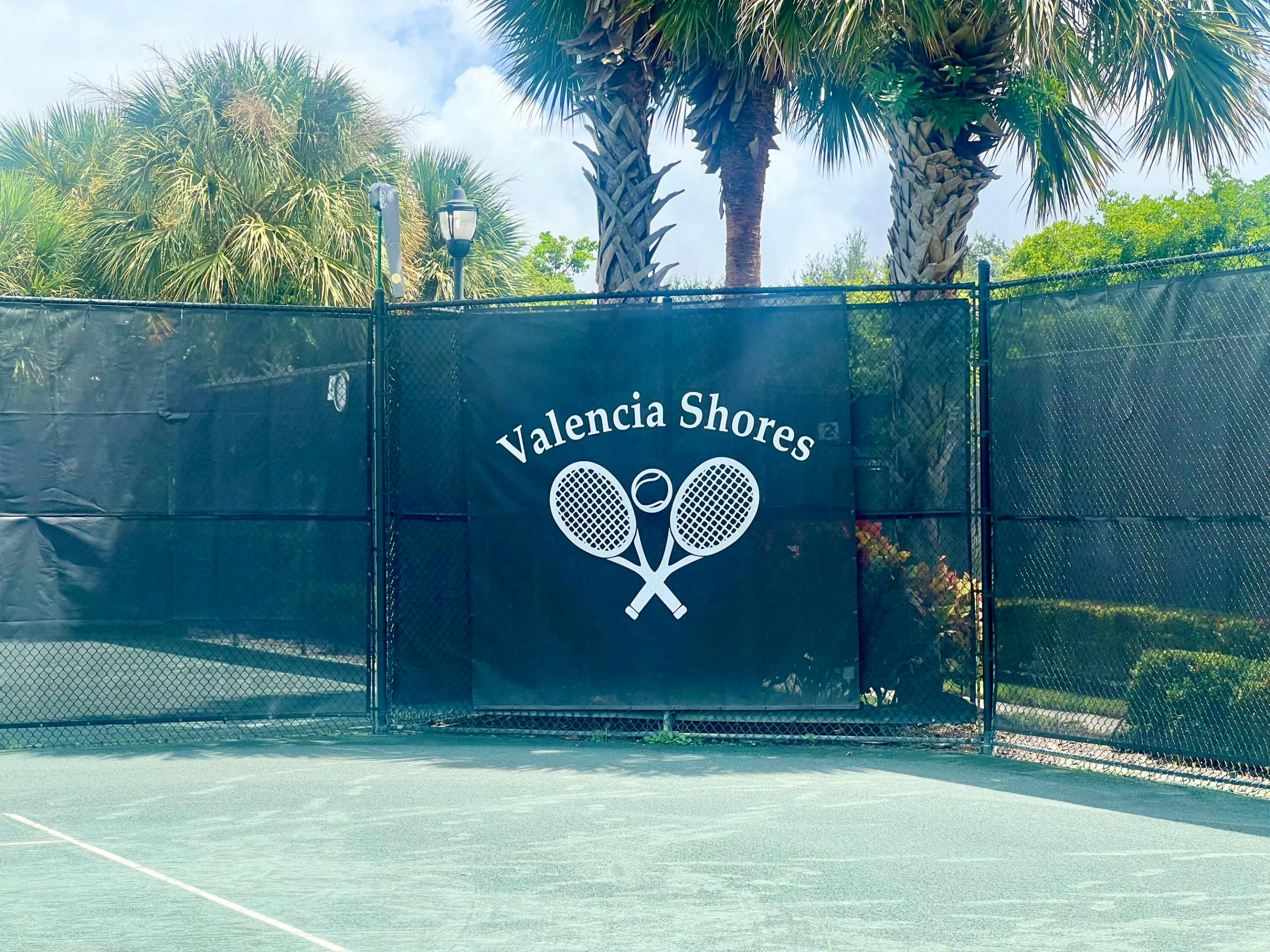 7925 Charlemont Point