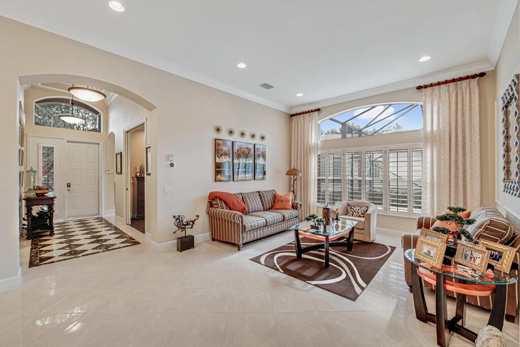 7925 Charlemont Point