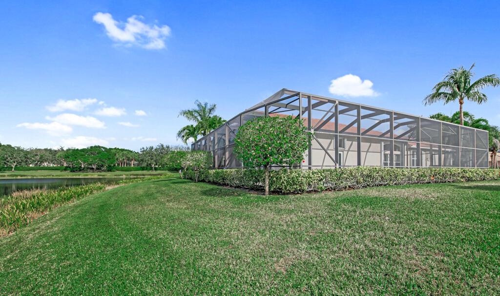 7925 Charlemont Point