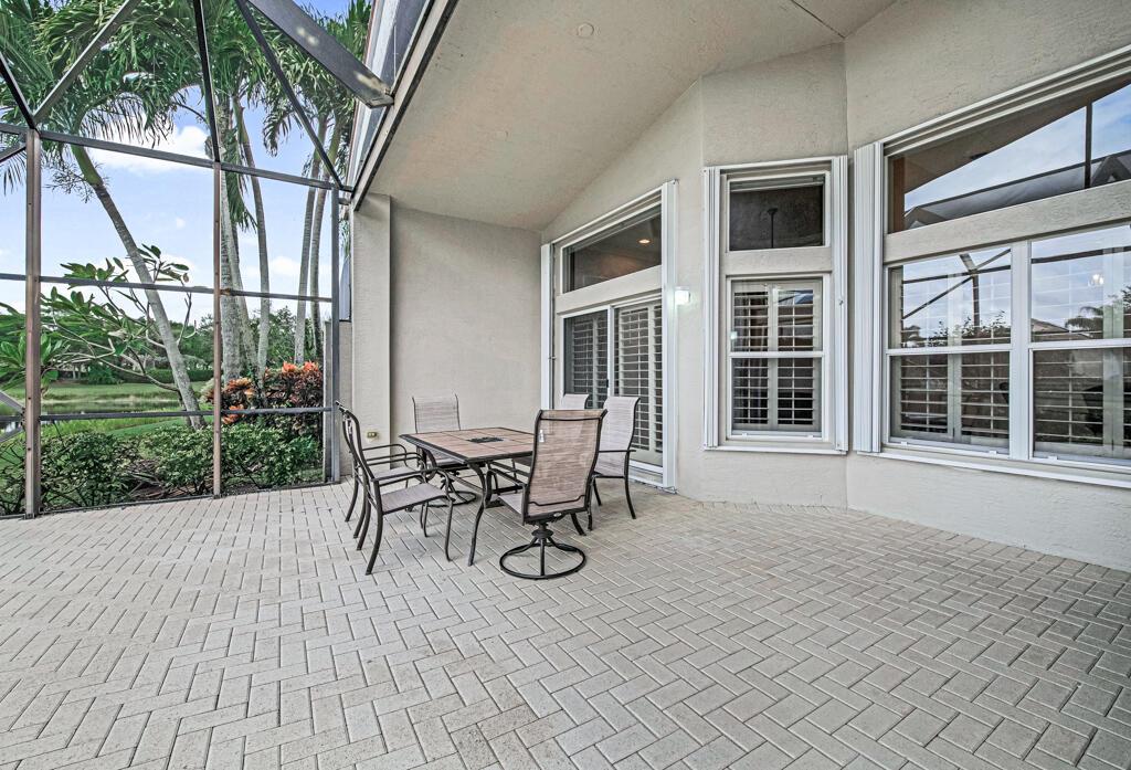 7925 Charlemont Point