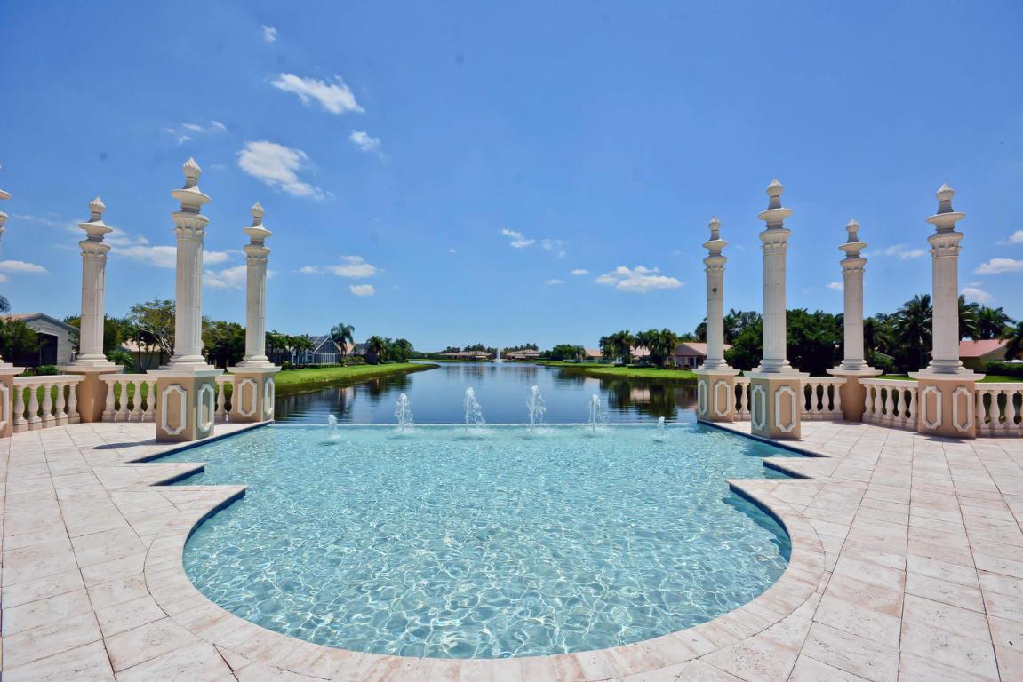 7925 Charlemont Point