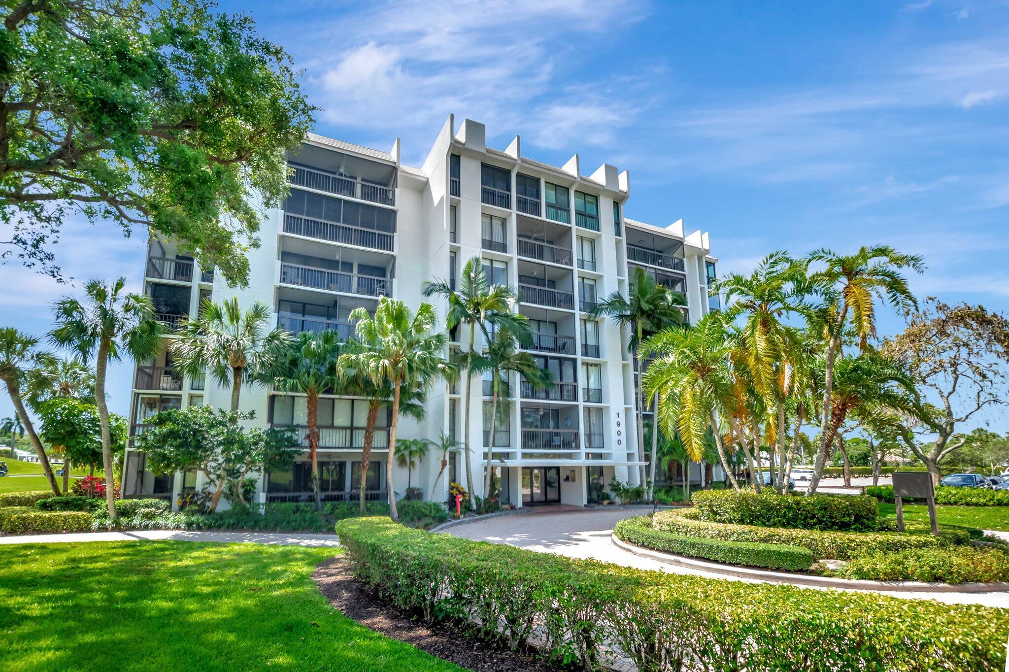 1925 Bridgewood Drive