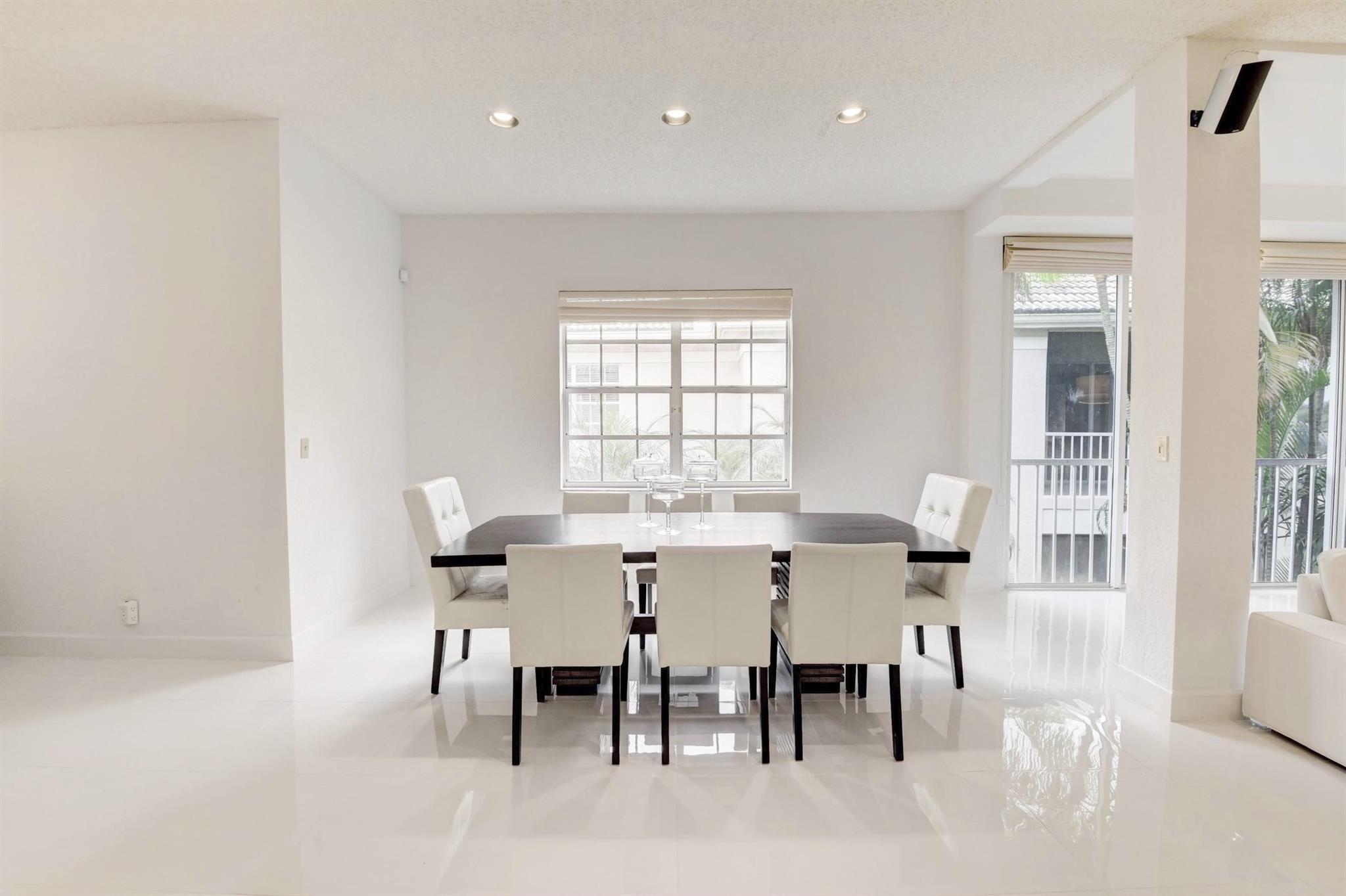 5190 Lake Catalina Drive B