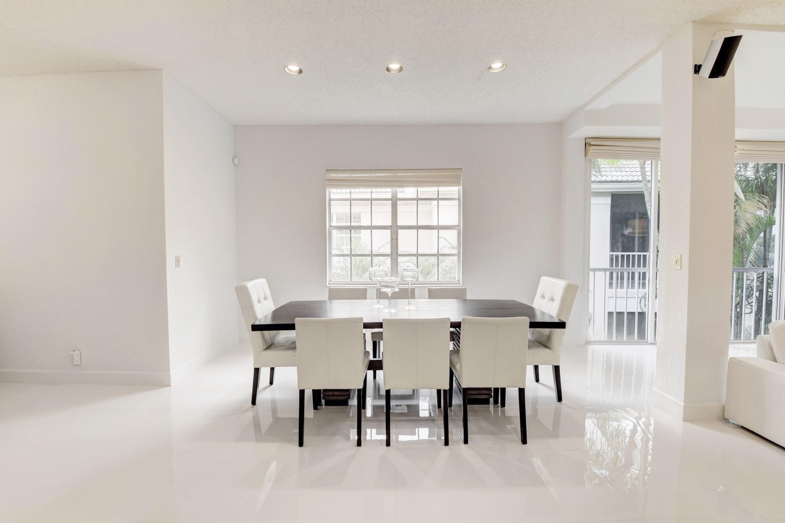 5190 Lake Catalina Drive B