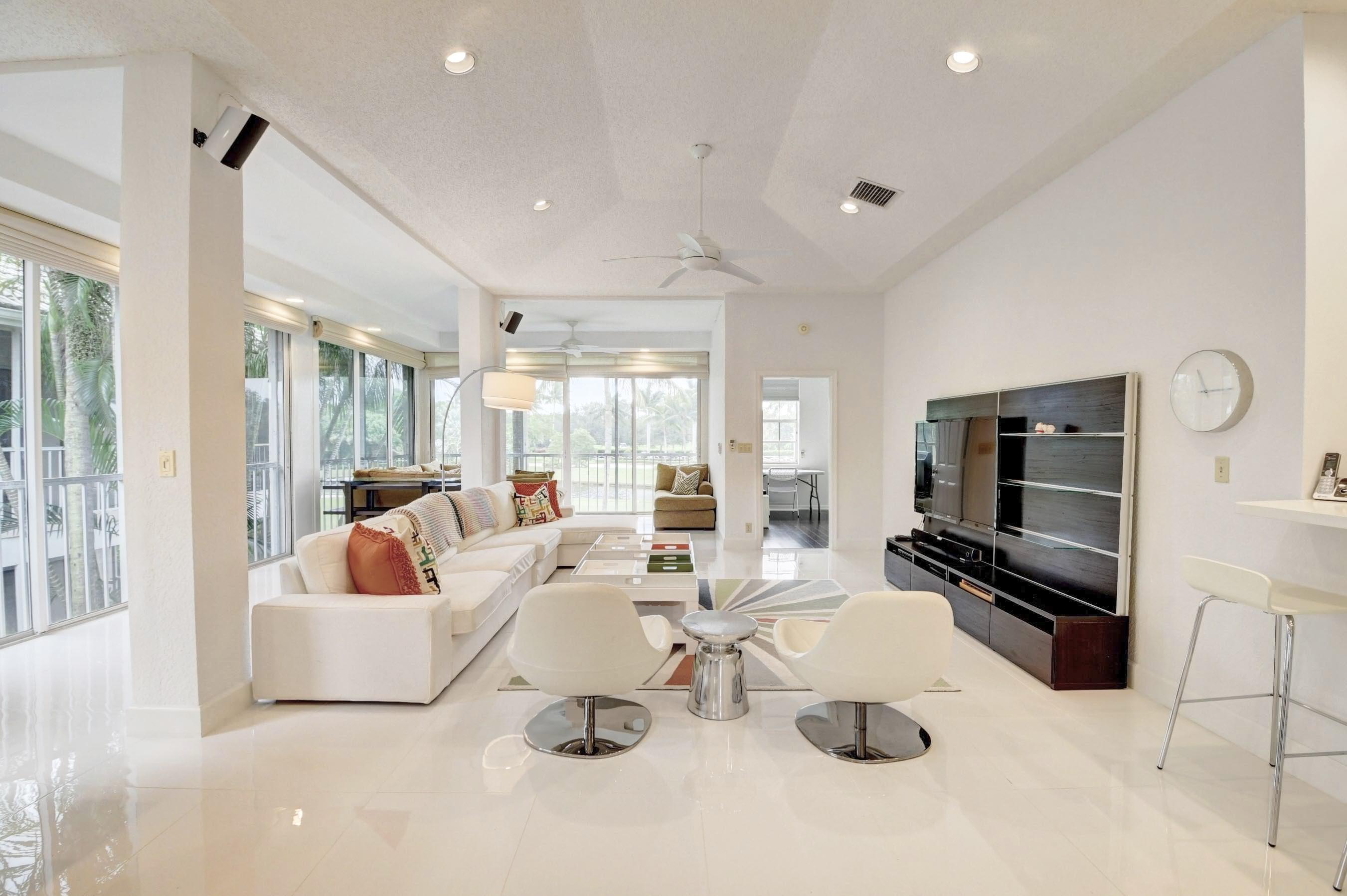 5190 Lake Catalina Drive B