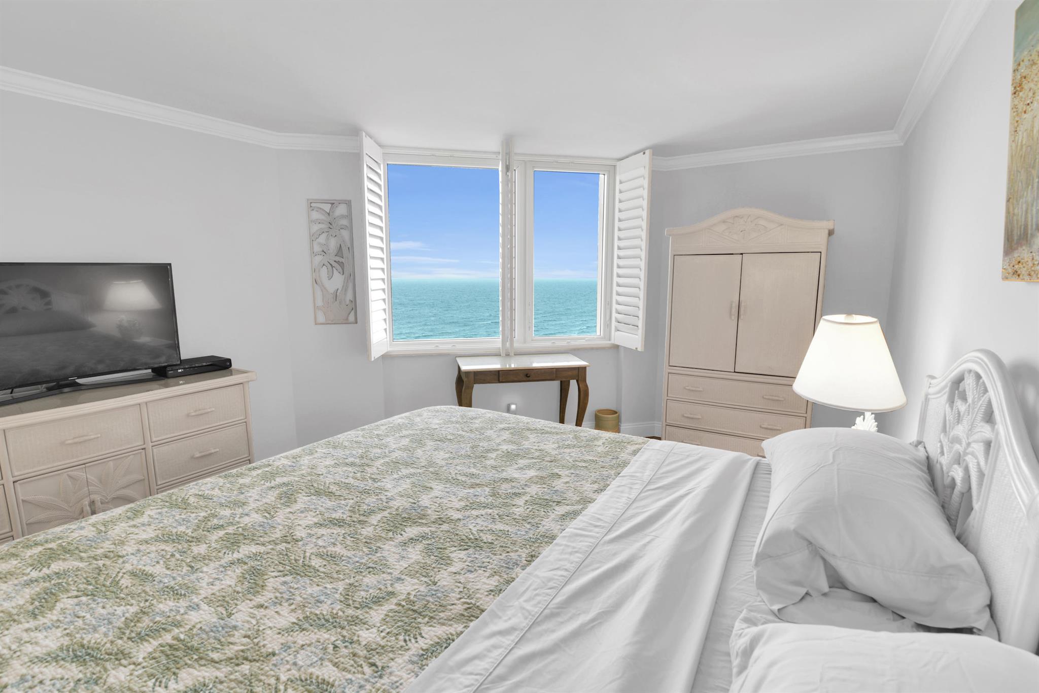 500 S Ocean Boulevard 2204