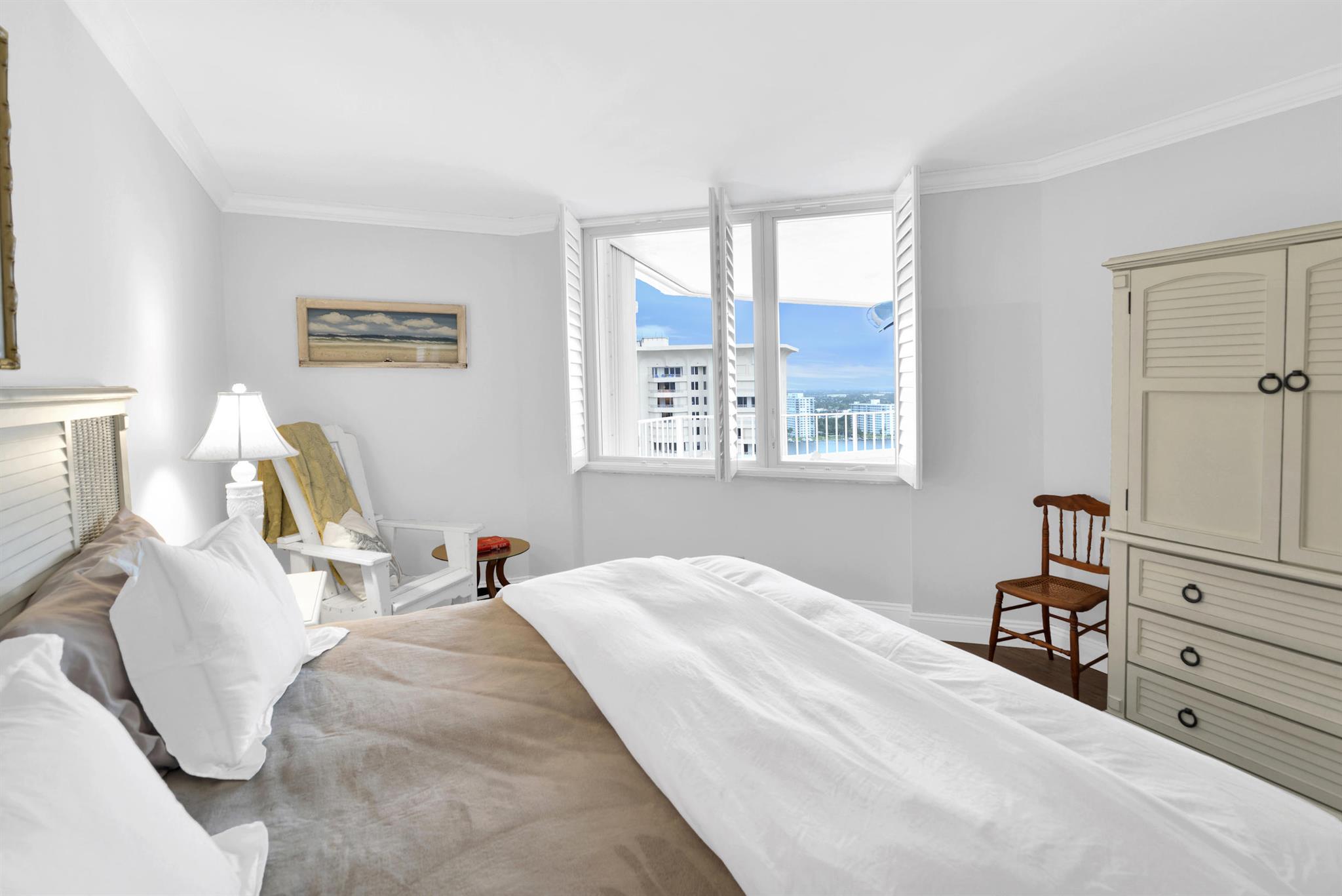 500 S Ocean Boulevard 2204