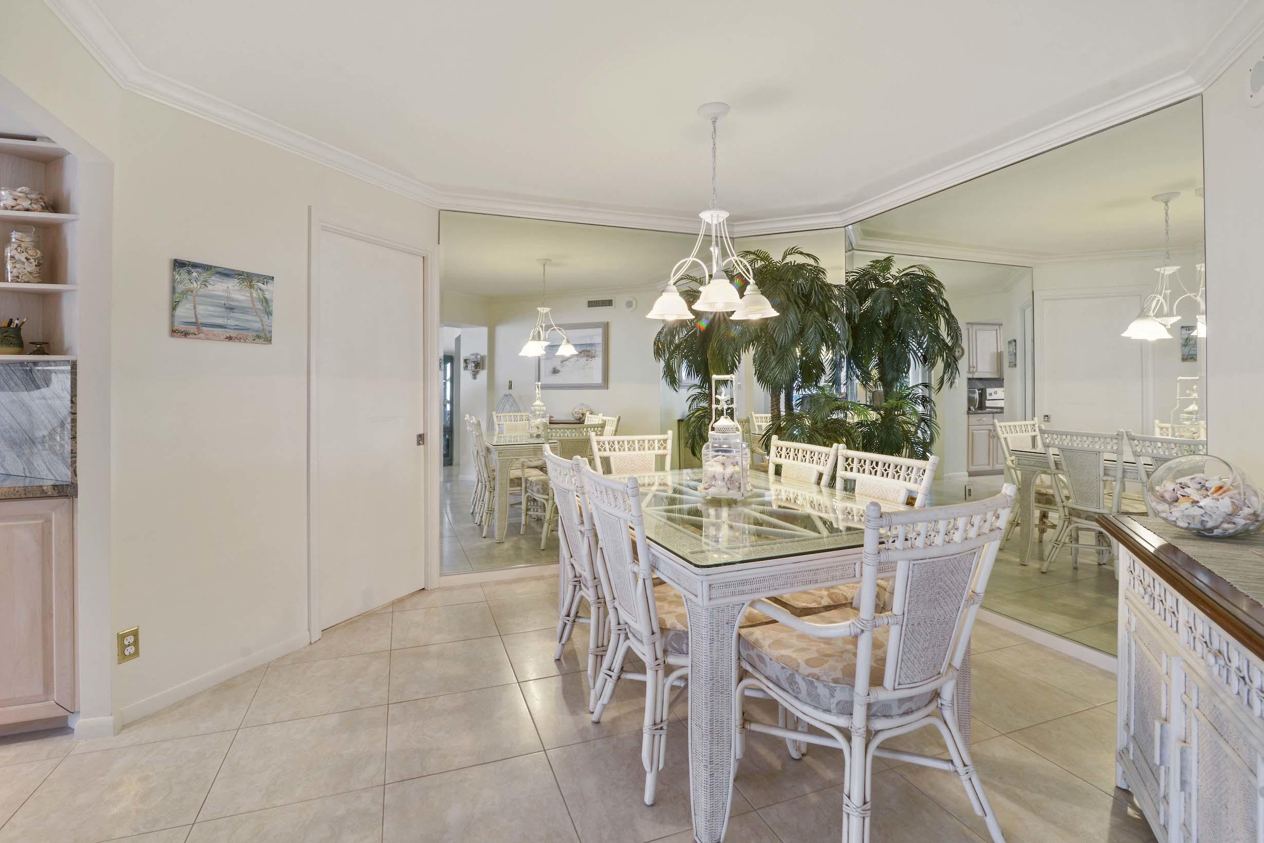 500 S Ocean Boulevard 2204