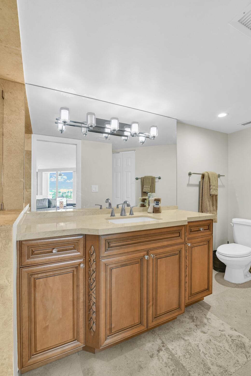 500 S Ocean Boulevard 1009