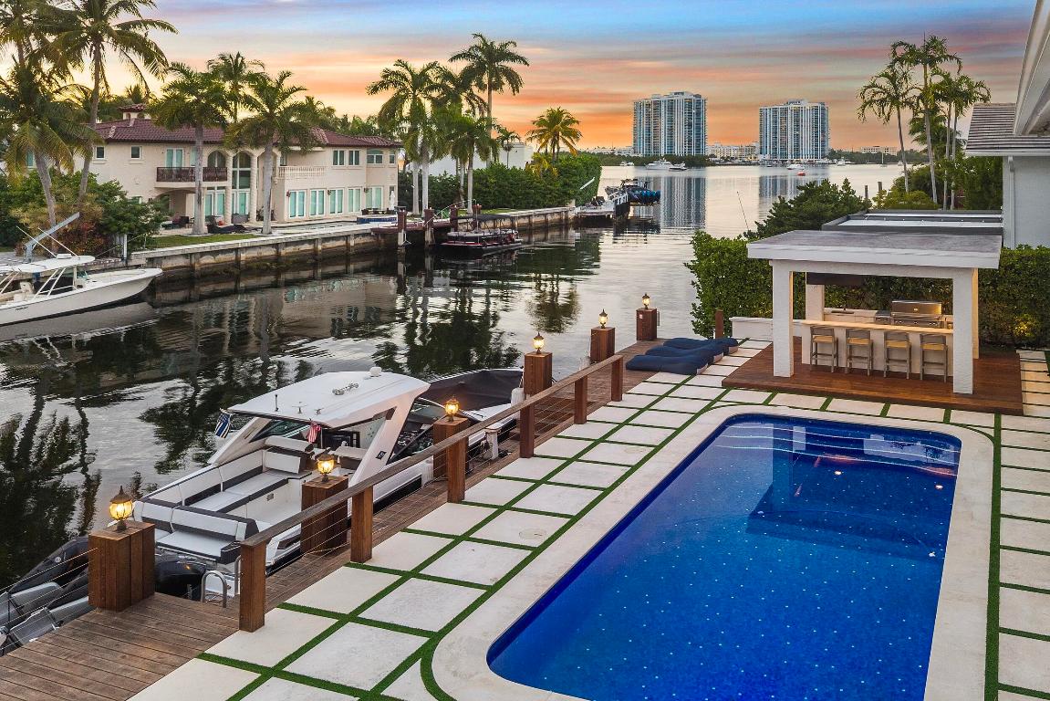 16430 NE 30th Avenue