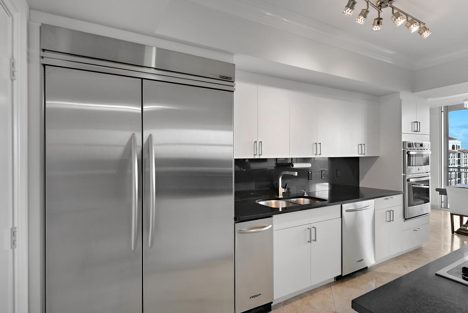 99 SE Mizner Boulevard Ph 909