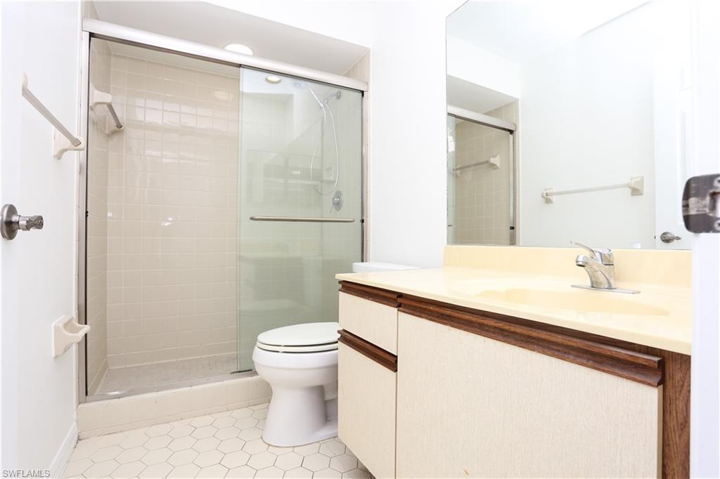 801 Augusta BLVD Unit: 801-6