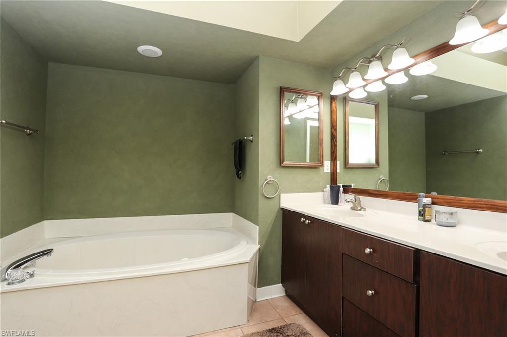 162 Eveningstar Cay