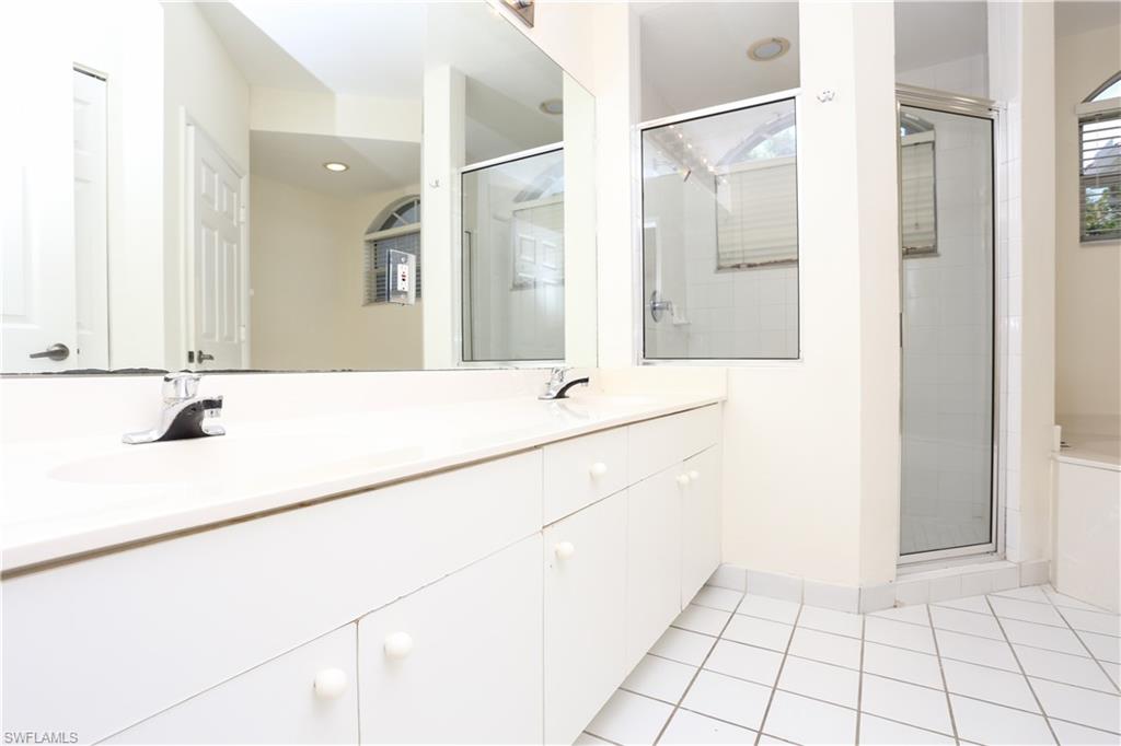 700 L Ambiance CIR # 7