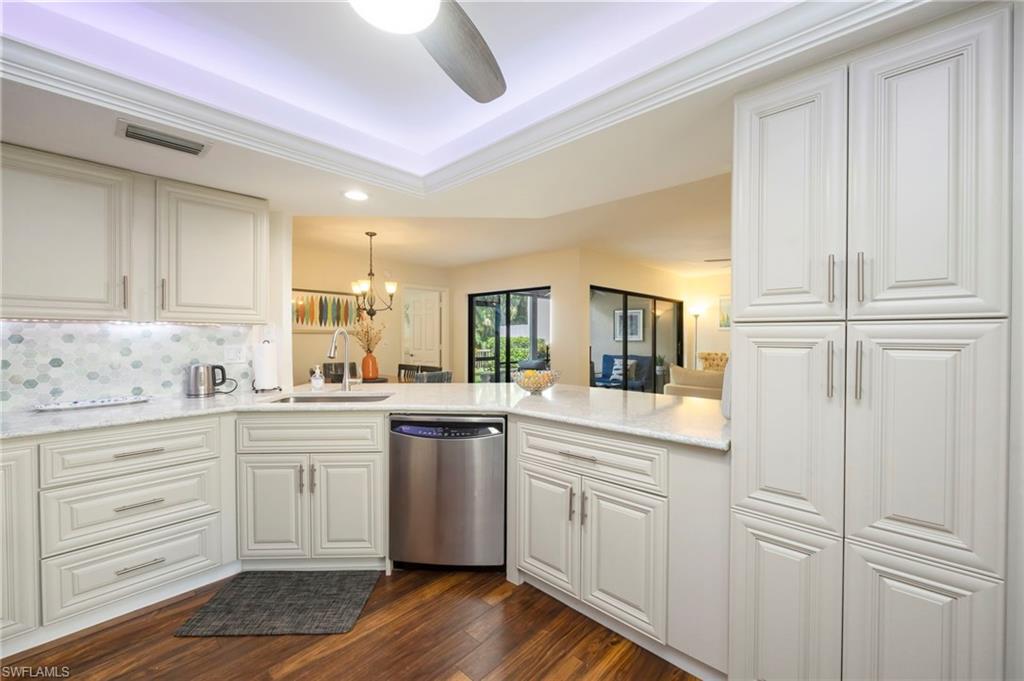 592 Beachwalk CIR # N105