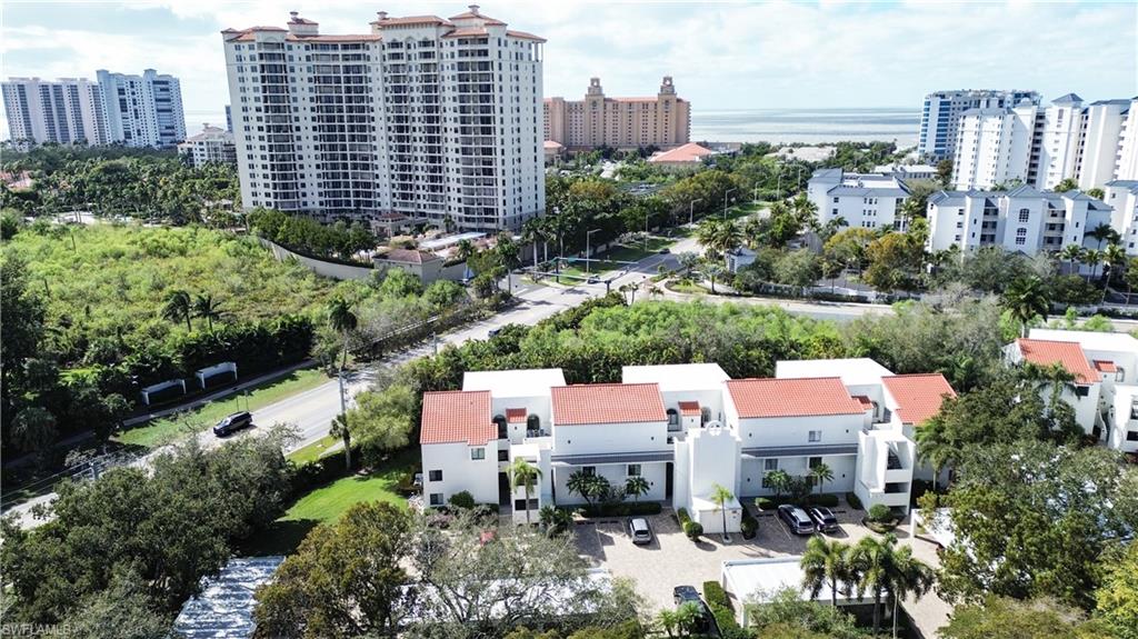 592 Beachwalk CIR # N105