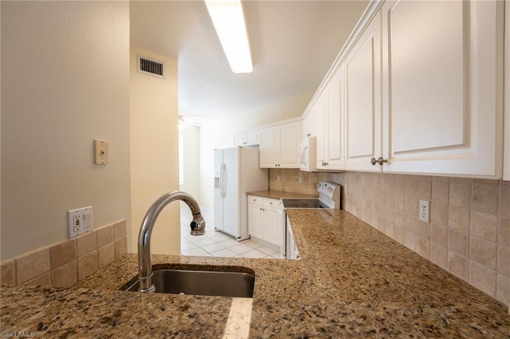 6368 Huntington Lakes CIR 102