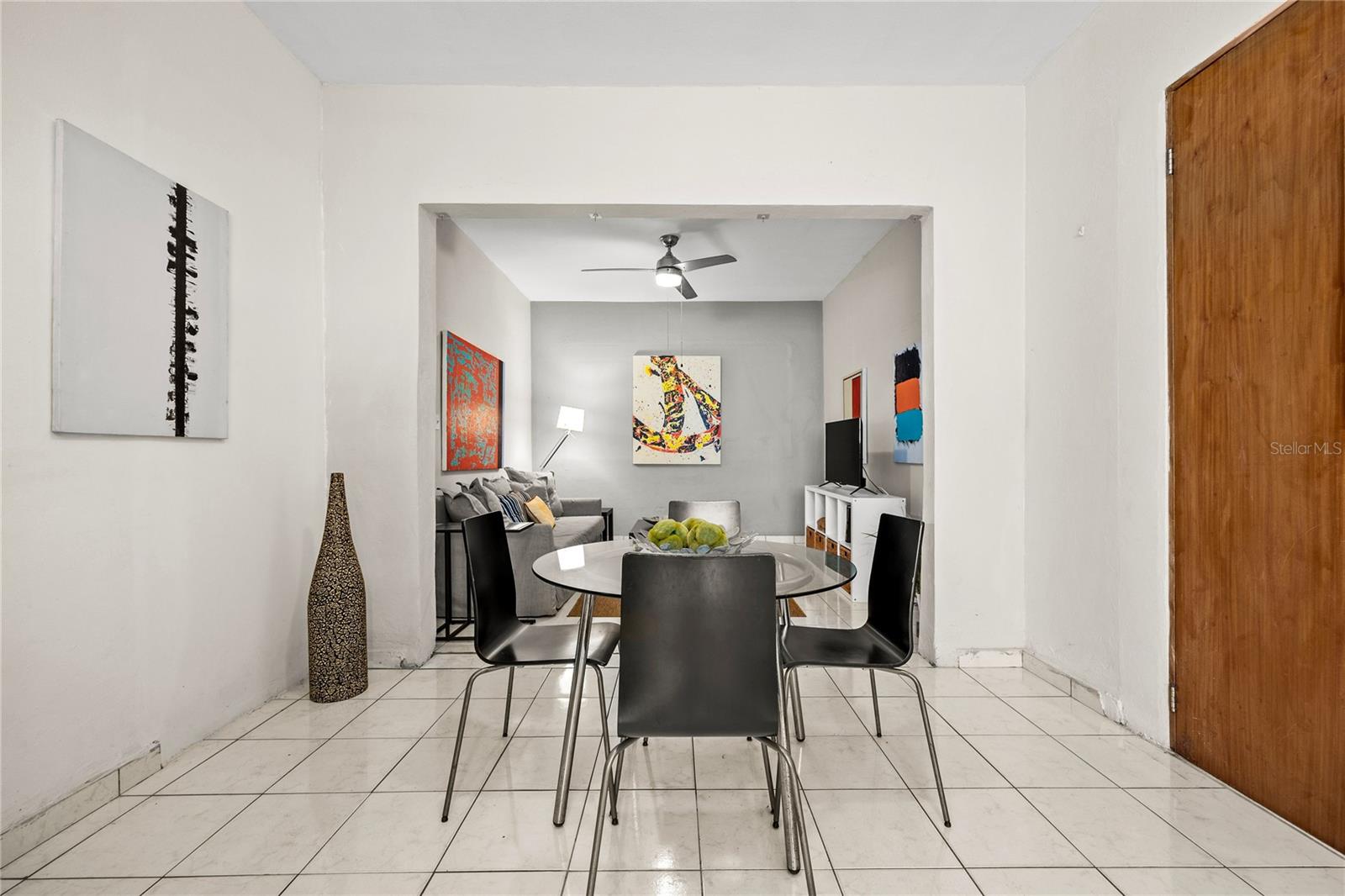 61 LUISA ST #2B