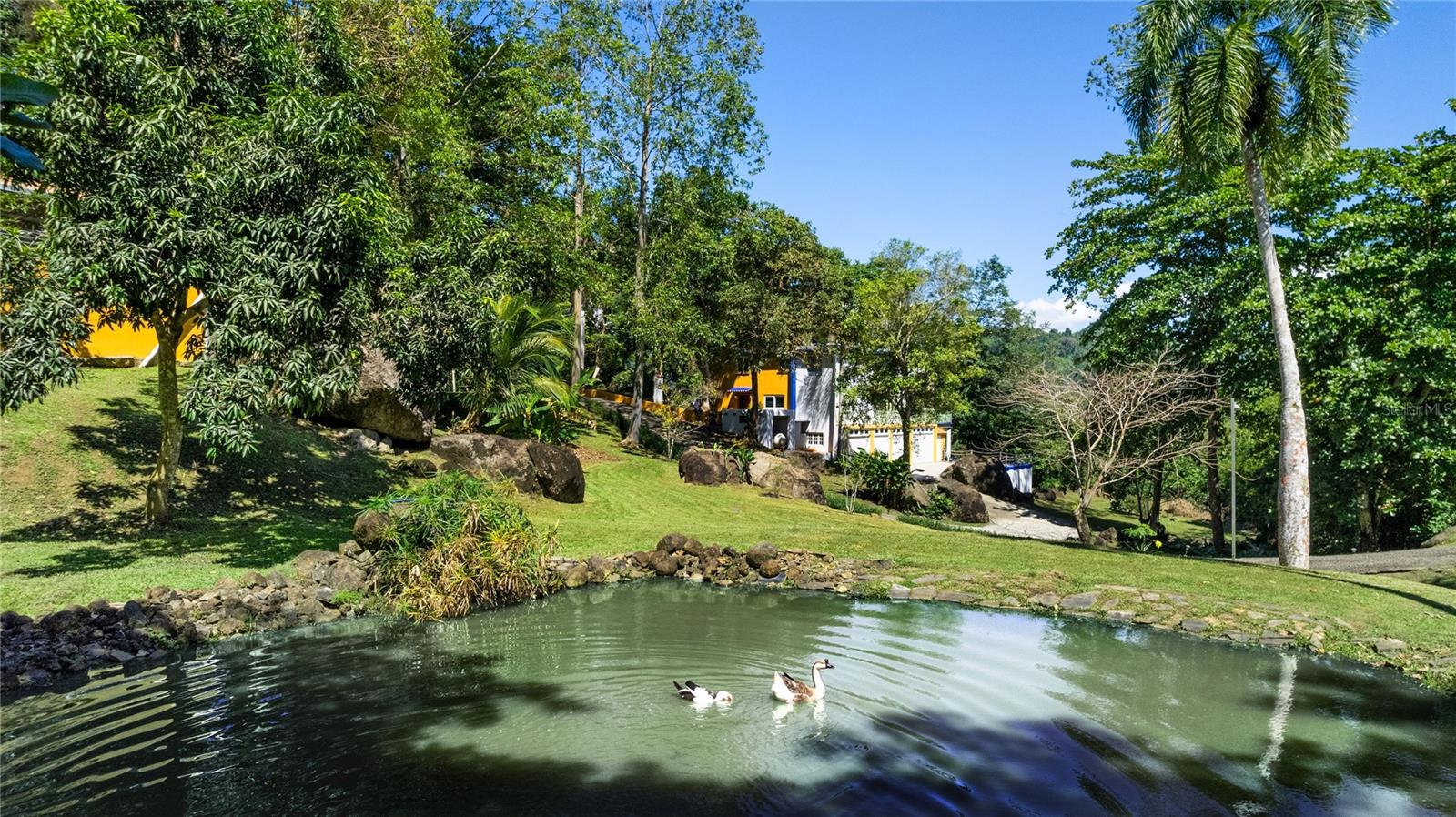 Cll 301 HACIENDAS DEL LAGO 70