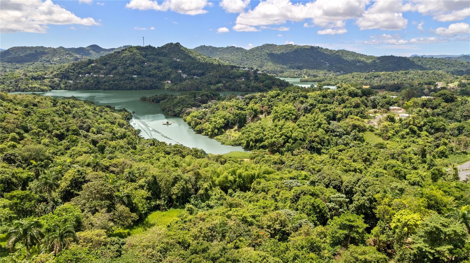 Cll 301 HACIENDAS DEL LAGO 70