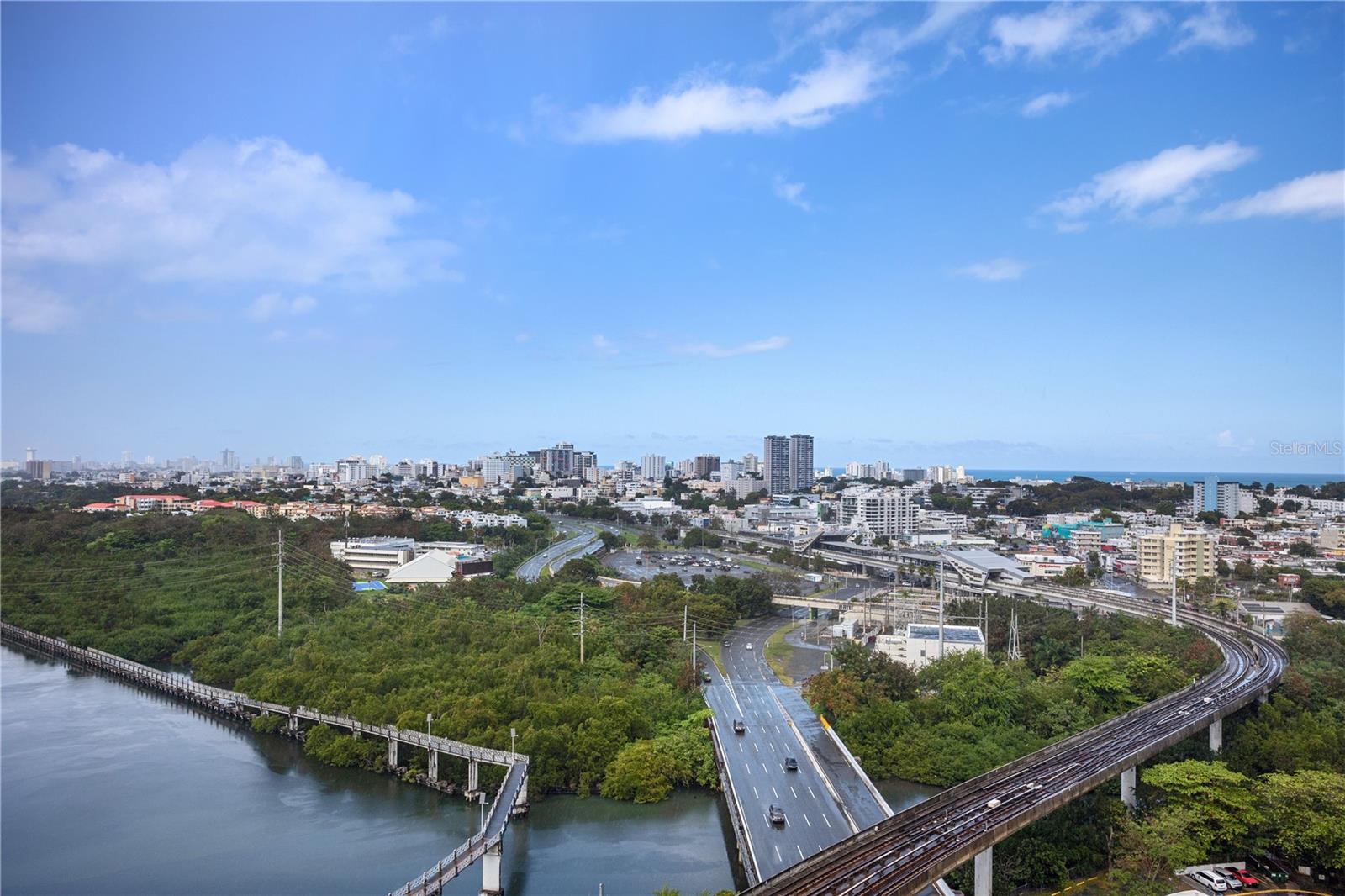 48 MUÑOZ RIVERA AVE #2203