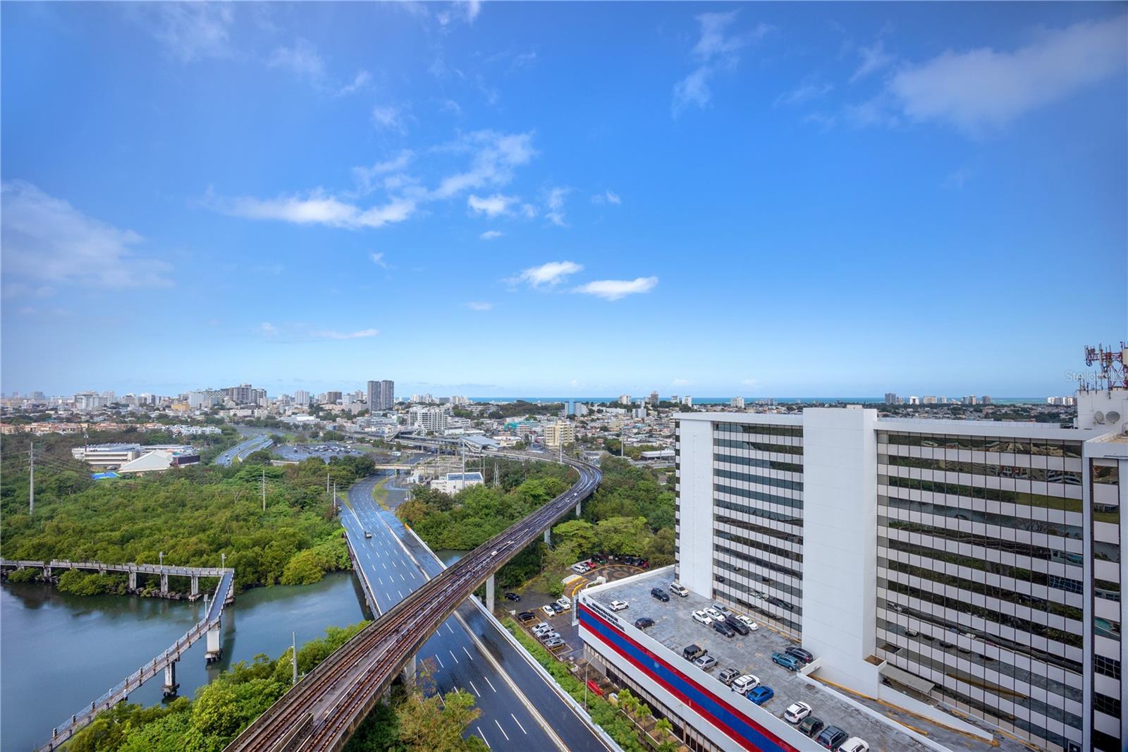 48 MUÑOZ RIVERA AVE #2203