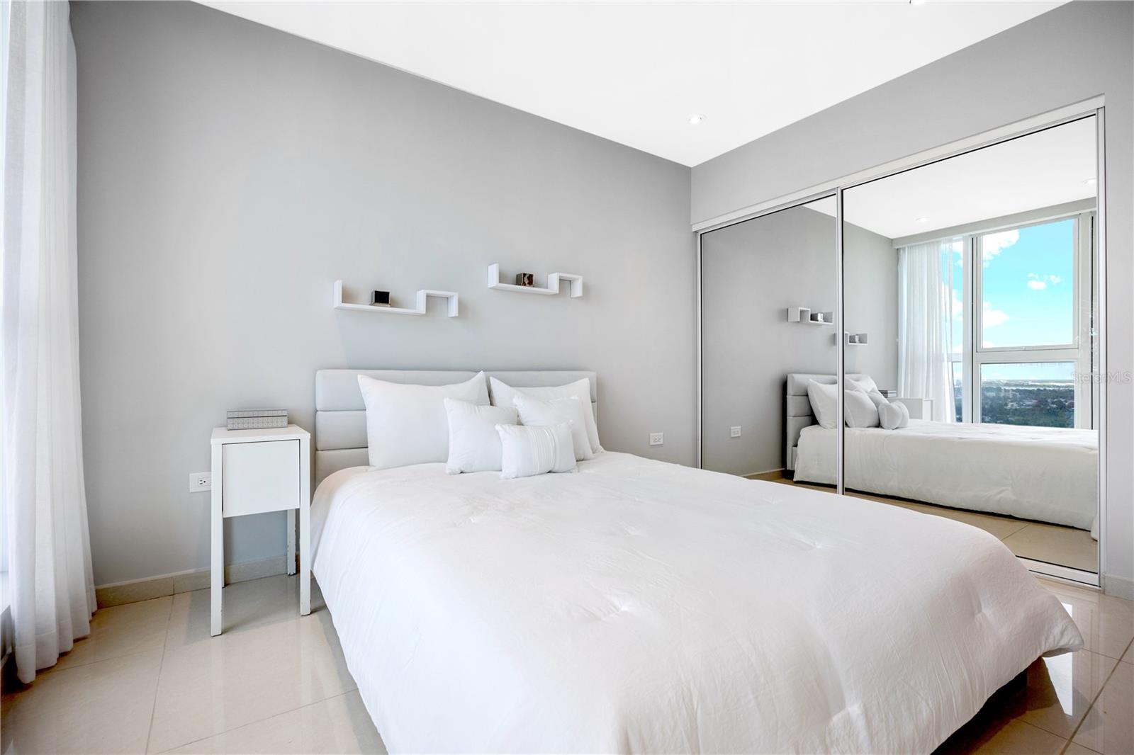 48 MUÑOZ RIVERA AVE #2203