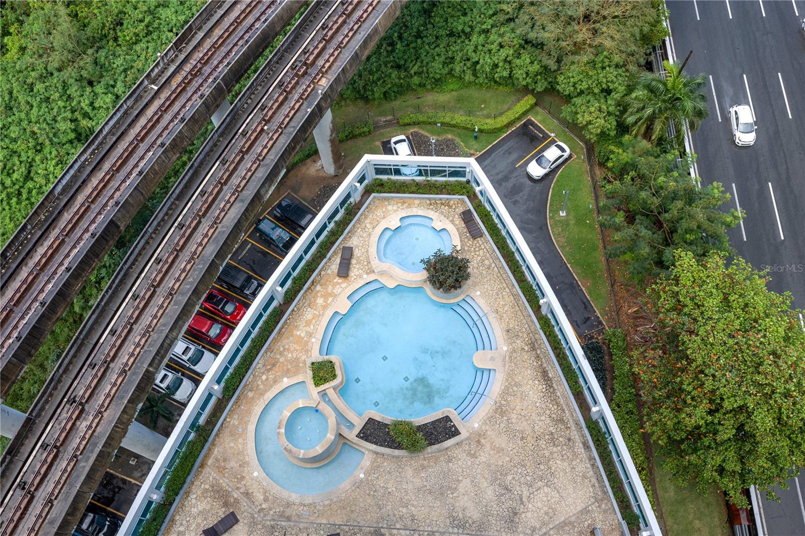 48 MUÑOZ RIVERA AVE #2203