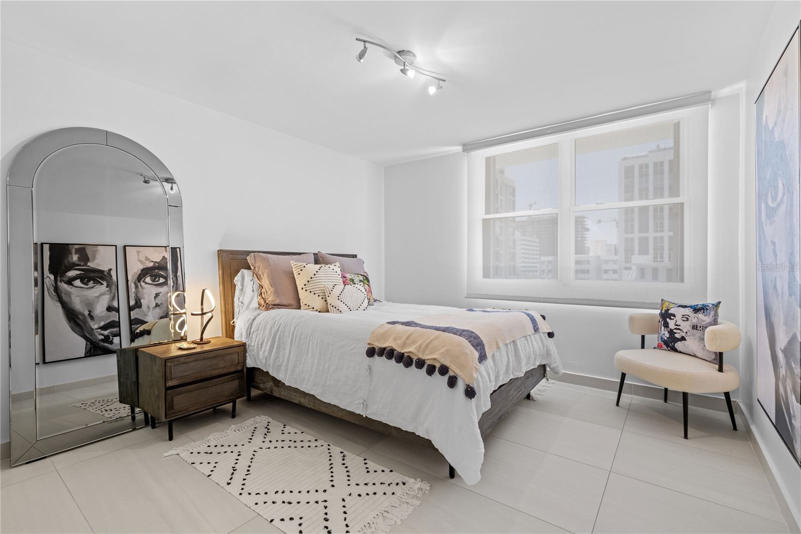 6 MARIANO RAMIREZ BAGES ST #5C