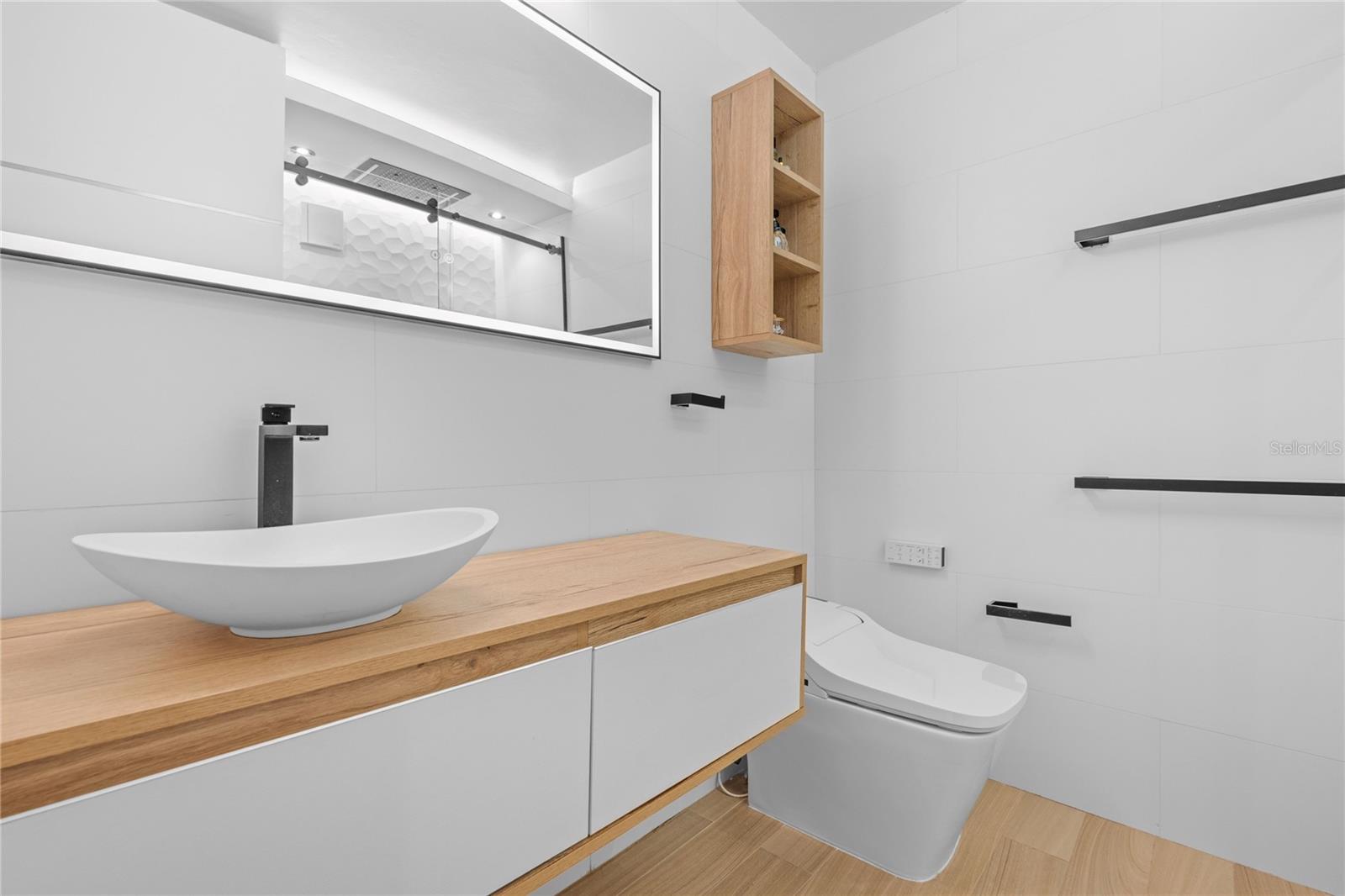 6 MARIANO RAMIREZ BAGES ST #5C