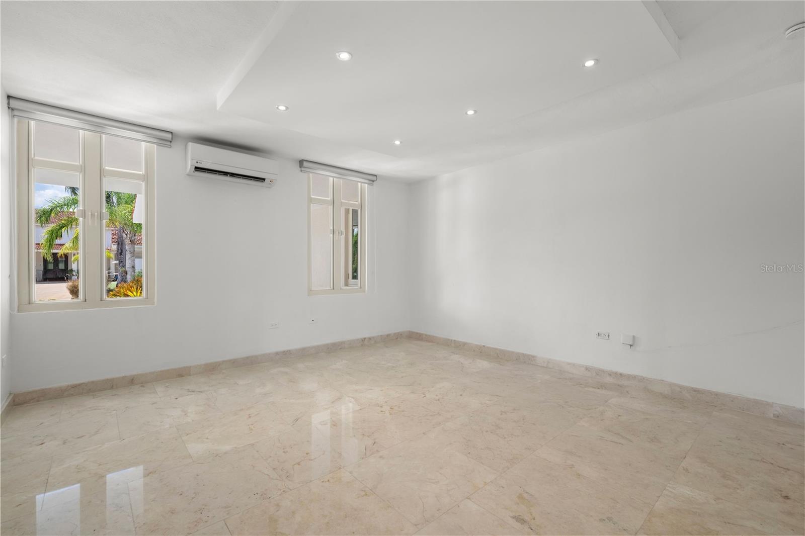 247 CAMINO DEL FLAMBOYAN ST