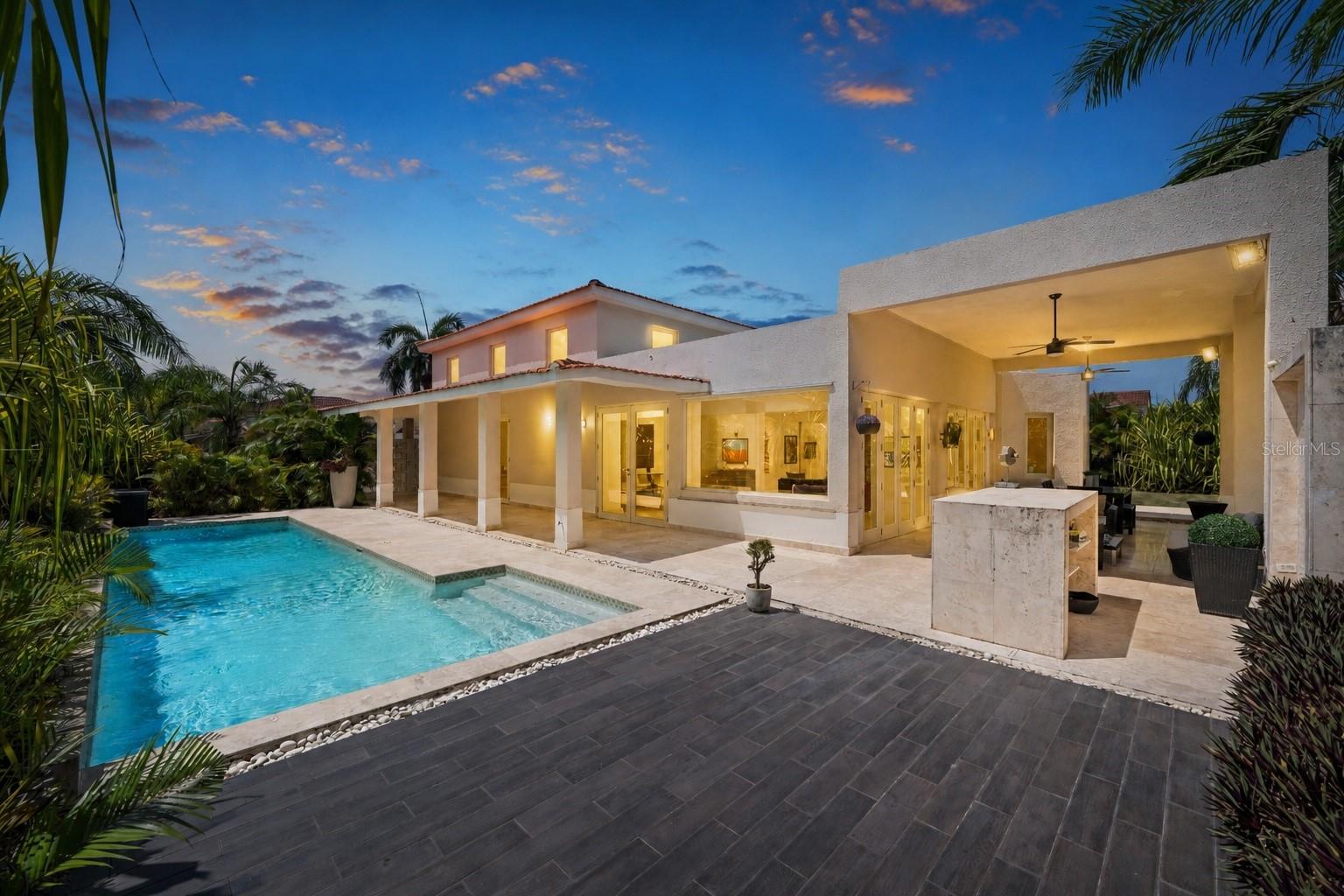247 CAMINO DEL FLAMBOYAN ST