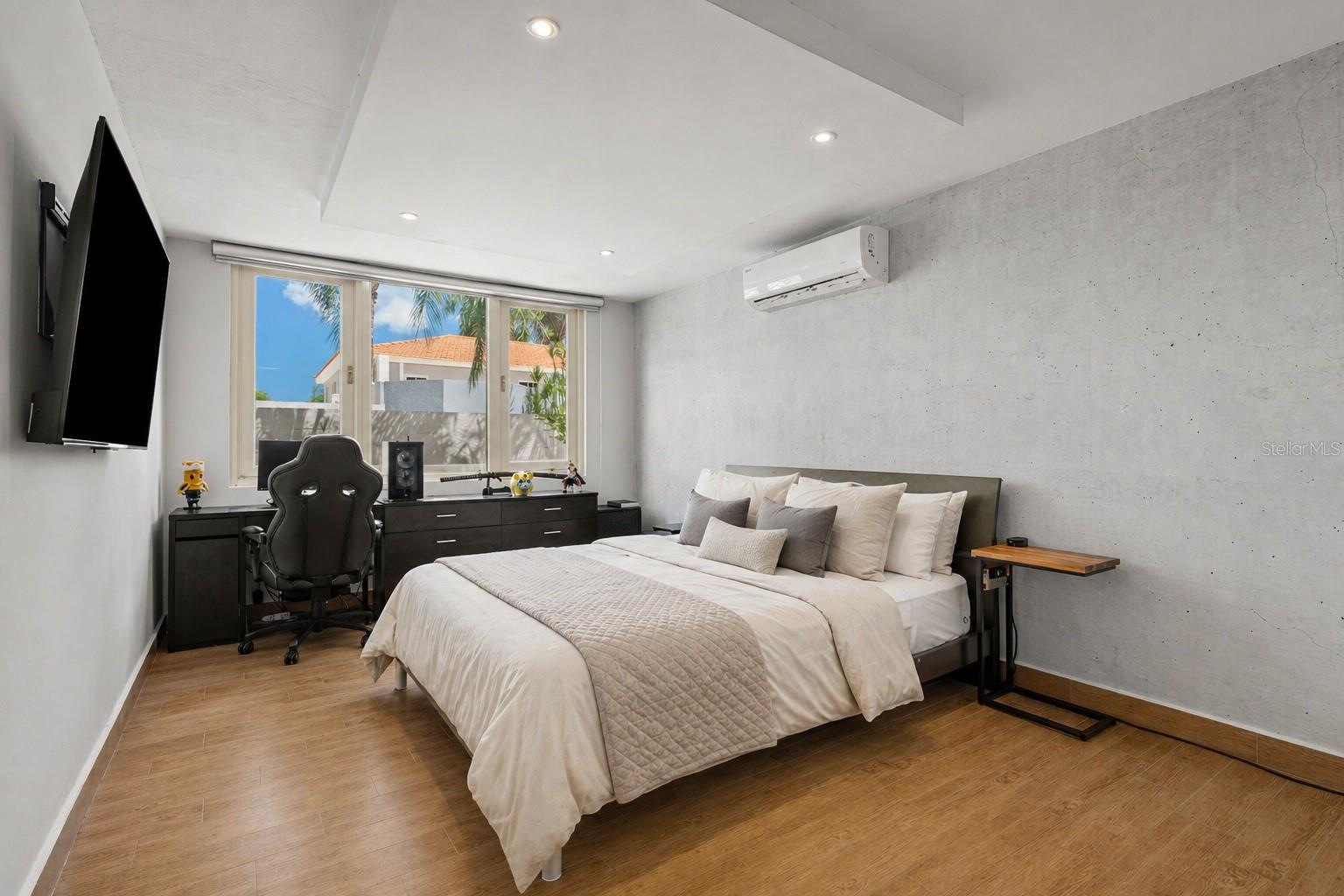 247 CAMINO DEL FLAMBOYAN ST