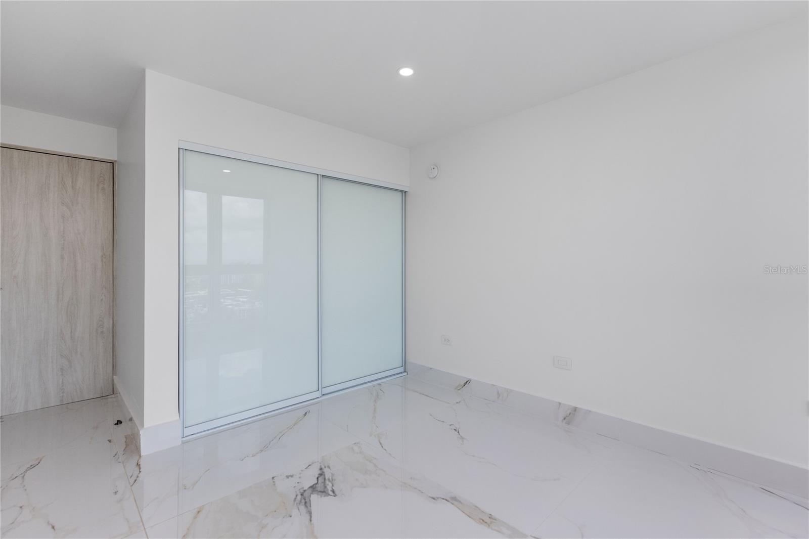 48 MUNOZ RIVERA AVE #2104