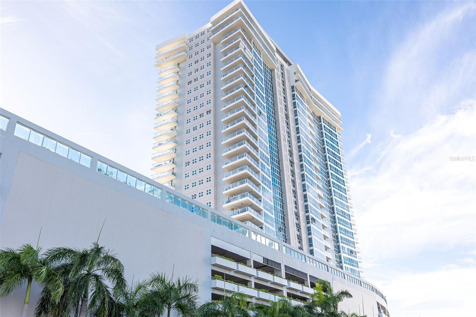 48 MUNOZ RIVERA AVE #2104