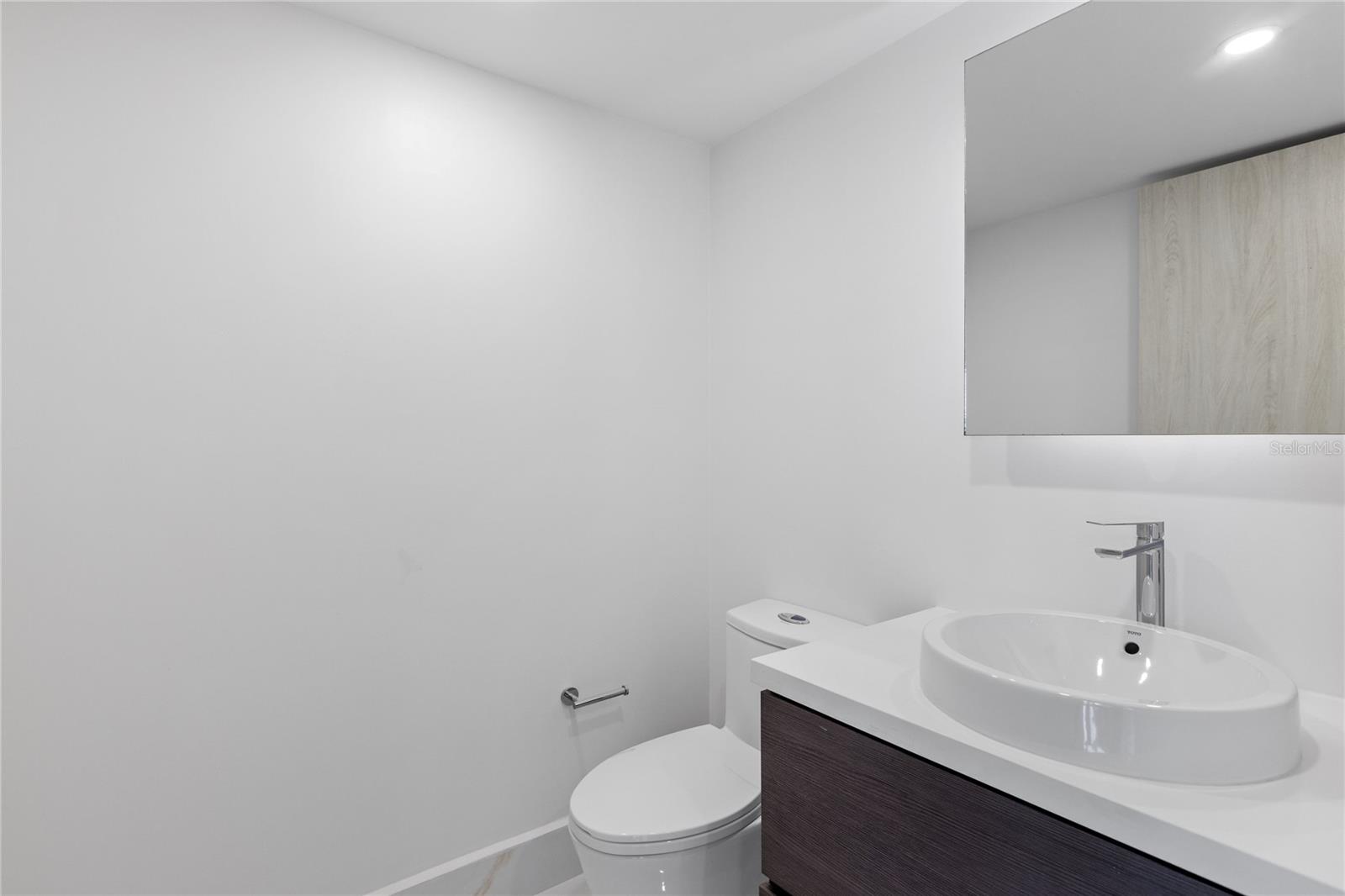 48 MUNOZ RIVERA AVE #2104