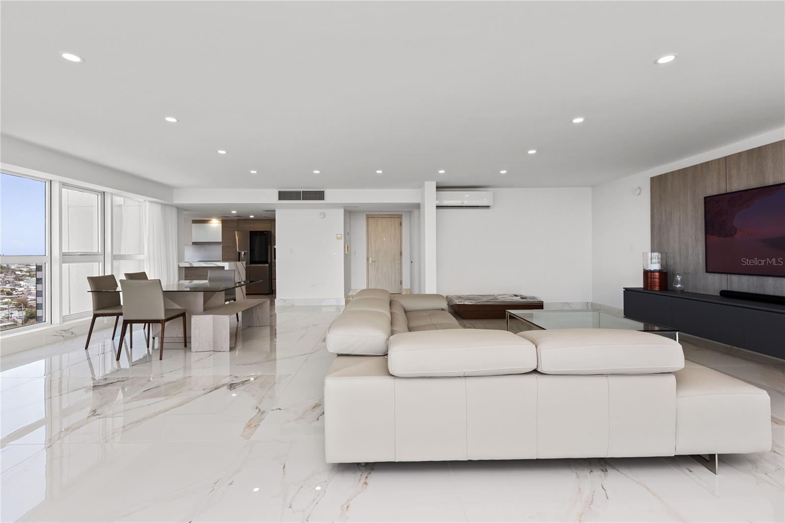 48 MUNOZ RIVERA AVE #2104