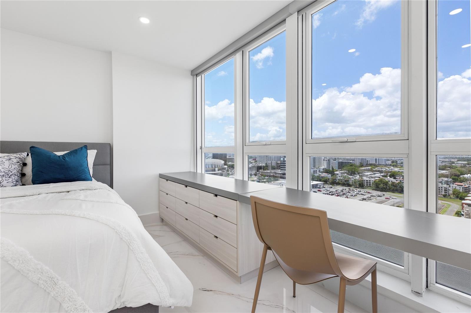 48 MUNOZ RIVERA AVE #2104